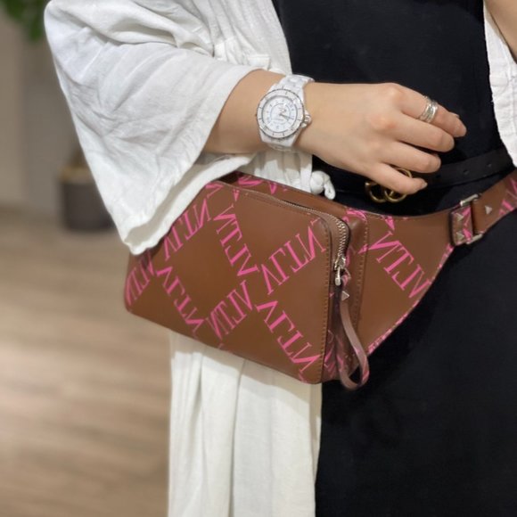 SOLD Authentic Valentino Grid Rosckstud Belt Bag - Picture 7 of 7